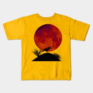 Raven and full moon Kids T-Shirt